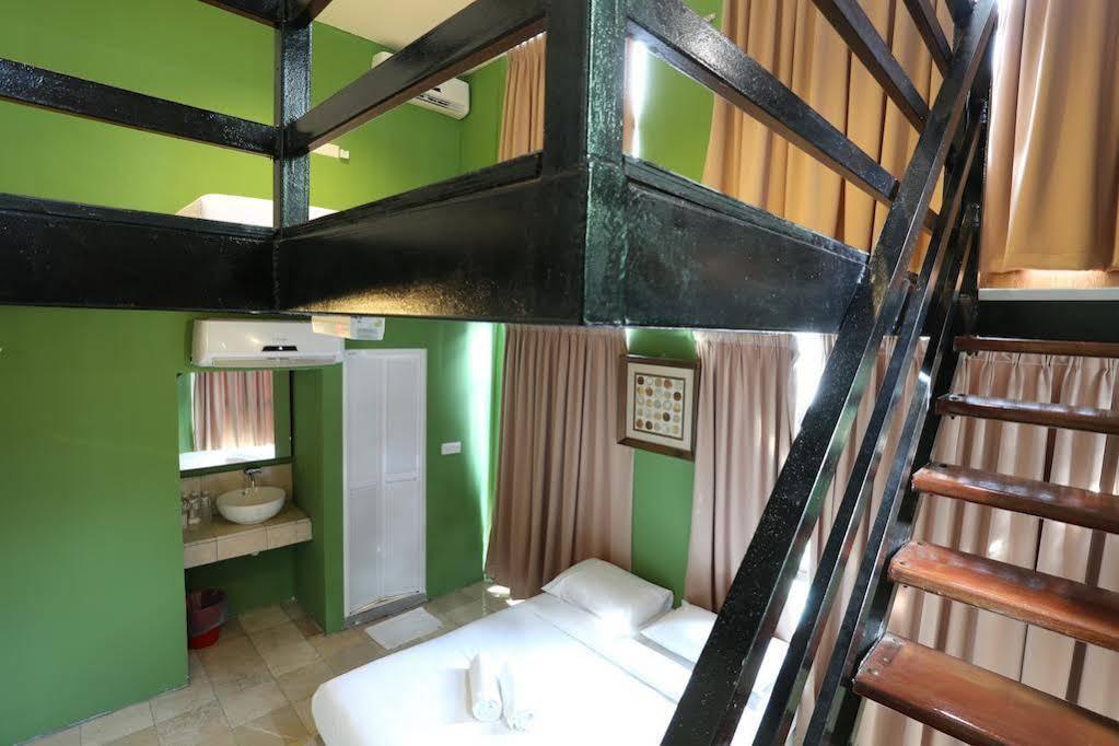 New Town Hotel Usj Sentral Subang Jaya Exterior photo